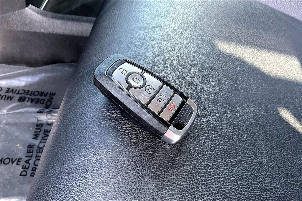 Used 2025 Ford Mustang GT Premium RWD image 35