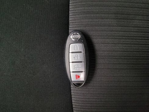 Used 2023 Nissan Sentra SV FWD image 32