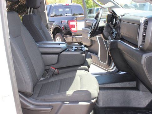 Used 2024 Chevrolet Silverado 3500 LT w/ Convenience Package AWD/4WD image 16