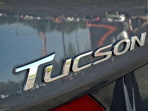 Used 2019 Hyundai Tucson Value w/ Cargo Package FWD image 24