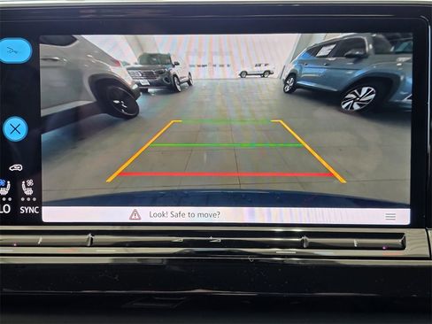 New 2026 Volkswagen Atlas SE image 13