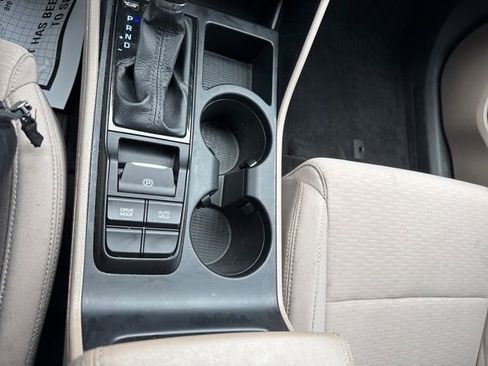 Used 2021 Hyundai Tucson SE image 19