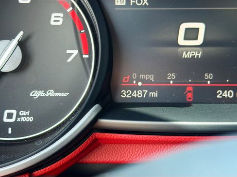 Used 2021 Alfa Romeo Giulia Sprint w/ Sun & Sound Package image 37