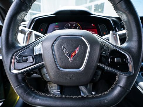Used 2020 Chevrolet Corvette Stingray Coupe w/ 1LT RWD image 38