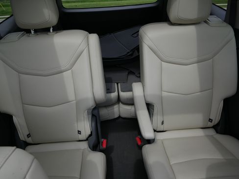 Used 2024 Cadillac XT6 Premium Luxury w/ LPO, Floor Liner Package AWD/4WD image 12