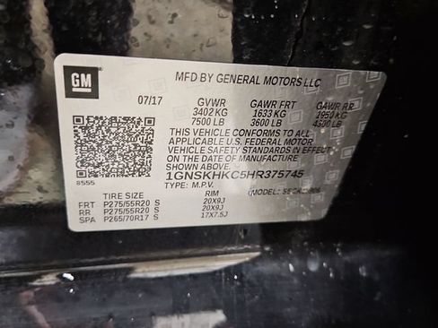 Used 2017 Chevrolet Suburban LT AWD/4WD image 32