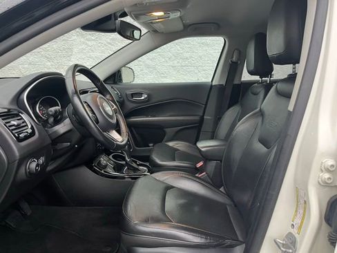 Used 2018 Jeep Compass Limited w/ Navigation Group image 4