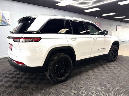 Used 2022 Jeep Grand Cherokee Limited 4xe AWD/4WD image 15