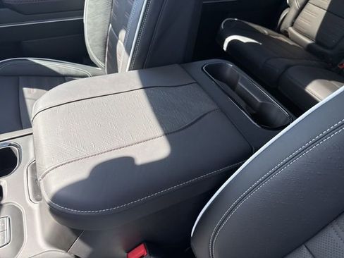 New 2026 GMC Sierra 1500 AT4X w/ LPO, Black Badging Package AWD/4WD image 31