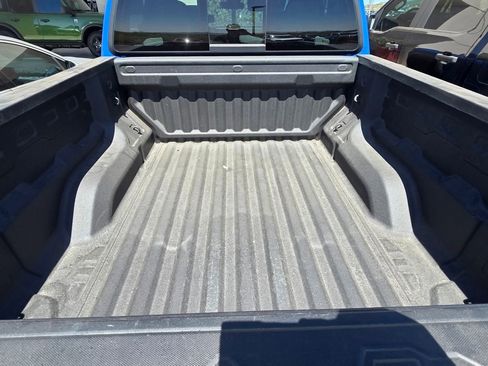 Used 2025 Chevrolet Colorado Trail Boss AWD/4WD image 15
