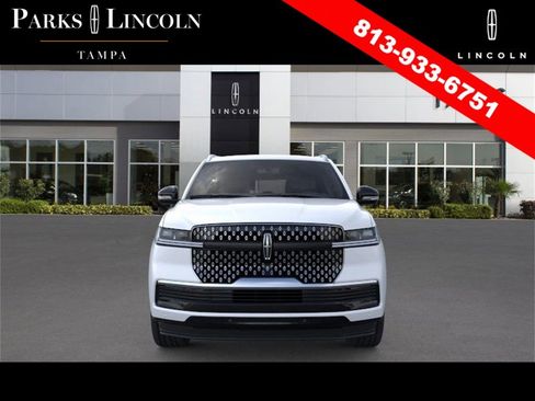 New 2026 Lincoln Navigator Reserve image 6
