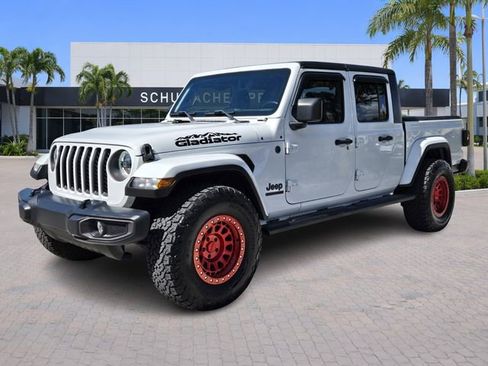 Used 2021 Jeep Gladiator Sport w/ Quick Order Package 24Q 80Th AWD/4WD image 3