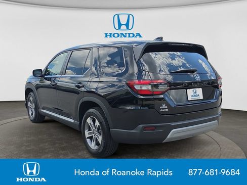 Used 2023 Honda Pilot EX-L image 3