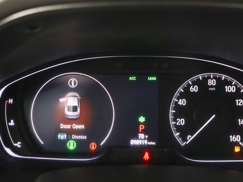 Used 2018 Honda Accord EX image 15