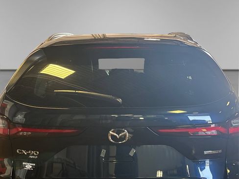Used 2025 MAZDA CX-90 3.3 Turbo w/ Preferred Package AWD/4WD image 18