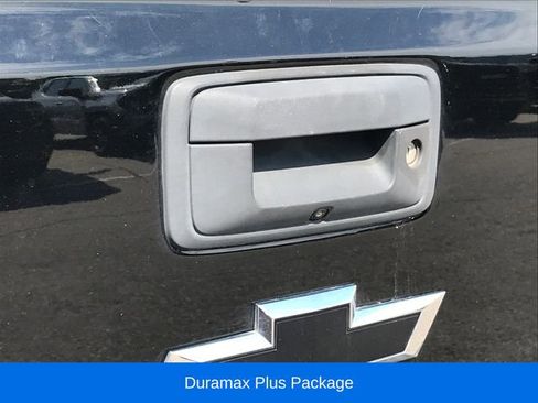 Used 2018 Chevrolet Silverado 2500 High Country w/ Duramax Plus Package AWD/4WD image 3