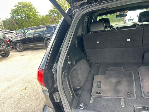 Used 2016 Jeep Grand Cherokee Limited 75th Anniversary image 31