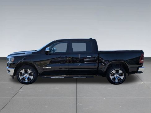 Used 2022 RAM 1500 Laramie AWD/4WD image 2