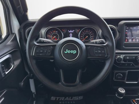 Used 2023 Jeep Gladiator Sport w/ Trailer Tow Package AWD/4WD image 17