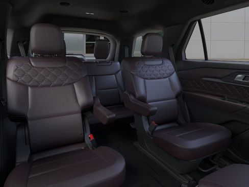 New 2026 Ford Explorer Platinum w/ LUX Leather Package AWD/4WD image 32