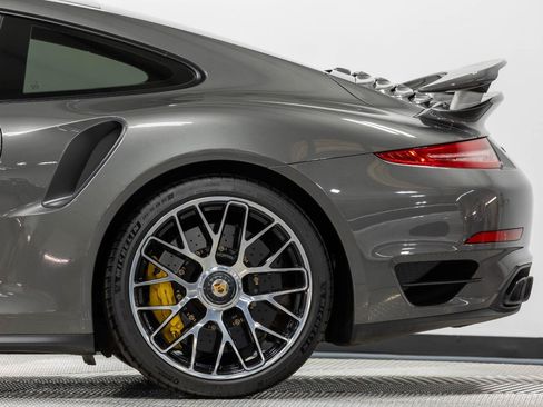 Used 2015 Porsche 911 Turbo S AWD/4WD image 10