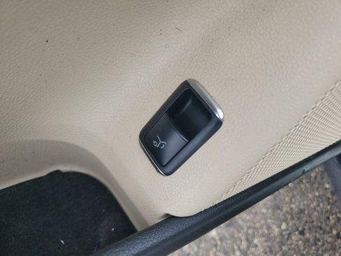 Used 2018 Mercedes-Benz GLA 250 4MATIC image 11