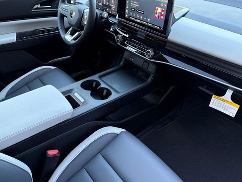 New 2026 Honda Prologue Touring image 17