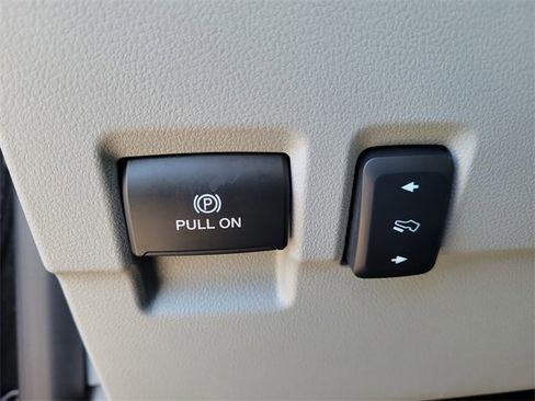 Used 2024 Ford F250 Limited w/ Snow Plow Prep Package image 25