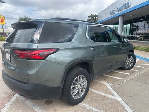 Used 2023 Chevrolet Traverse LT FWD image 6