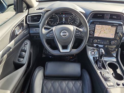 Certified 2023 Nissan Maxima Platinum w/ Sport Mat Group image 12