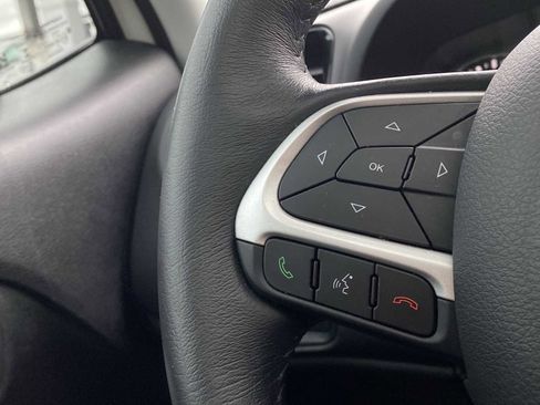 Certified 2023 Jeep Renegade Altitude w/ Sun/Sound Group image 24