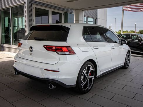 Used 2025 Volkswagen GTI SE FWD image 2