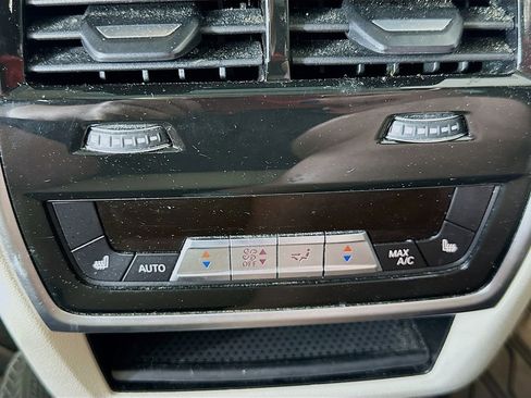 Used 2021 BMW X5 sDrive40i w/ Premium Package 2 RWD image 32