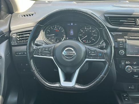 Used 2021 Nissan Rogue Sport SL w/ Premium Package FWD image 24