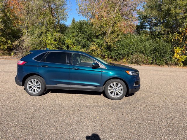 Used 2020 Ford Edge Titanium w/ Equipment Group 301A AWD/4WD image 14