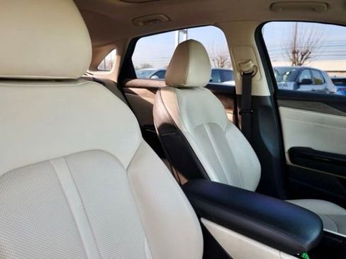 Certified 2022 Kia K5 EX image 42