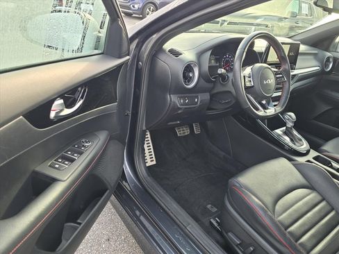Used 2022 Kia Forte GT w/ GT2 Package image 9
