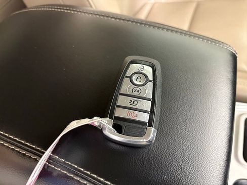 Used 2024 Ford Explorer XLT w/ Equipment Group 202A image 45