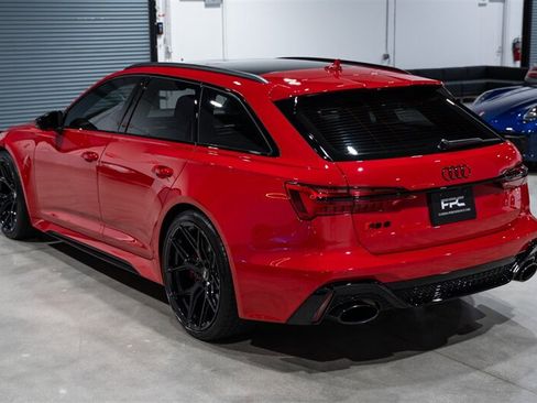 Used 2021 Audi RS 6 AWD/4WD image 4