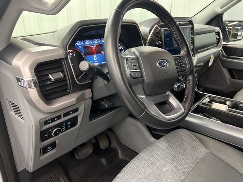 Used 2022 Ford F150 XLT w/ Equipment Group 302A High image 16