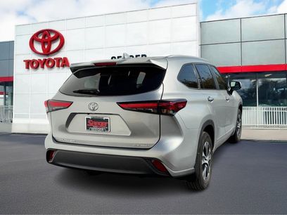 Certified 2023 Toyota Highlander AWD