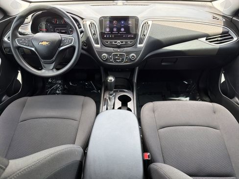 Used 2019 Chevrolet Malibu LS FWD image 12