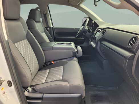 Used 2018 Toyota Tundra SR5 image 14