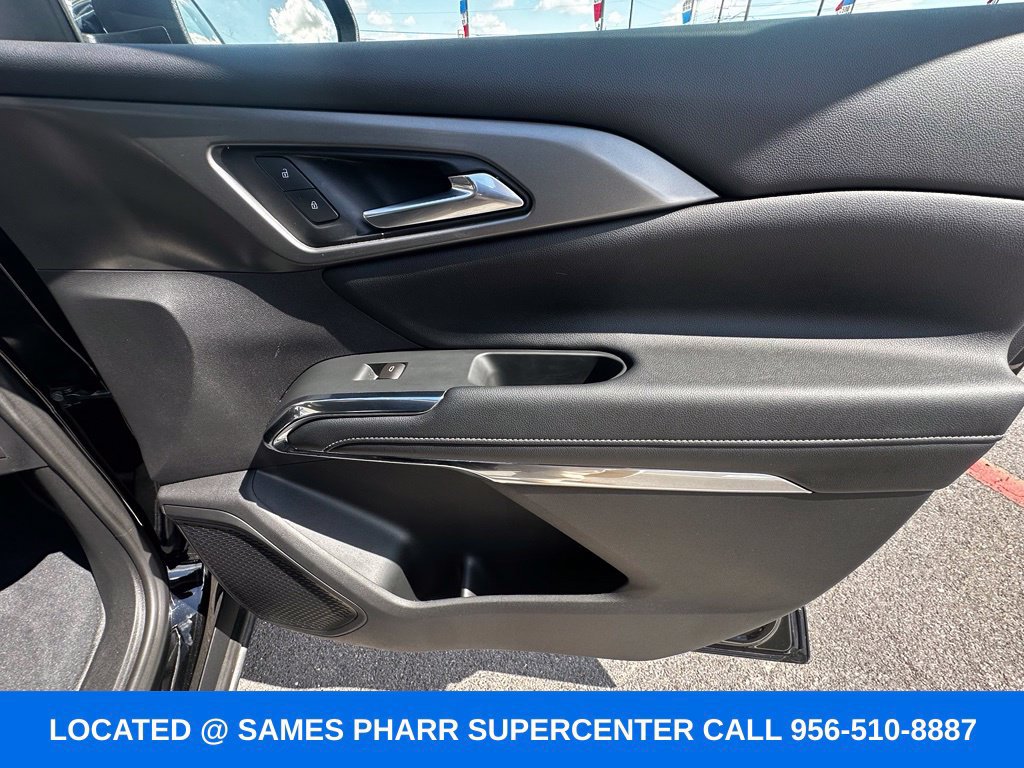 Used 2026 Chevrolet Traverse LT AWD/4WD image 33