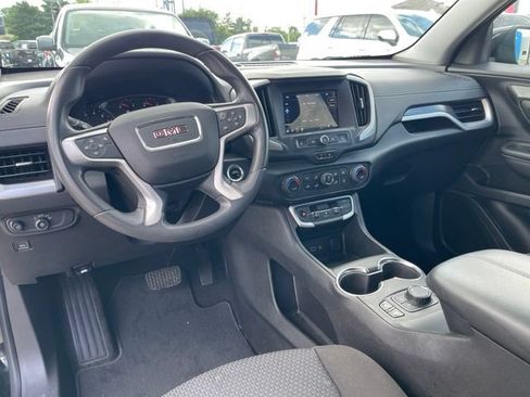 Certified 2022 GMC Terrain SLE w/ Driver Convenience Package FWD image 12