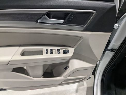 Used 2021 Volkswagen Atlas SEL image 21