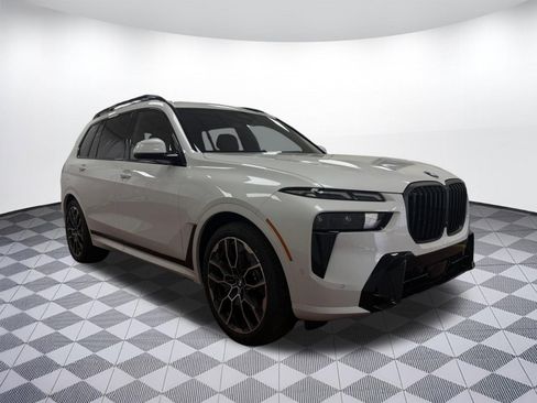 New 2026 BMW X7 xDrive40i image 6