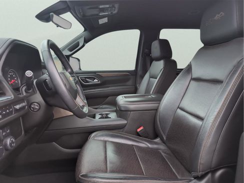 Used 2021 Chevrolet Tahoe High Country RWD image 12