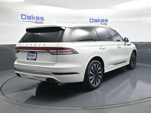 Used 2022 Lincoln Aviator Black Label Grand Touring w/ Class IV Trailer Tow Package image 8