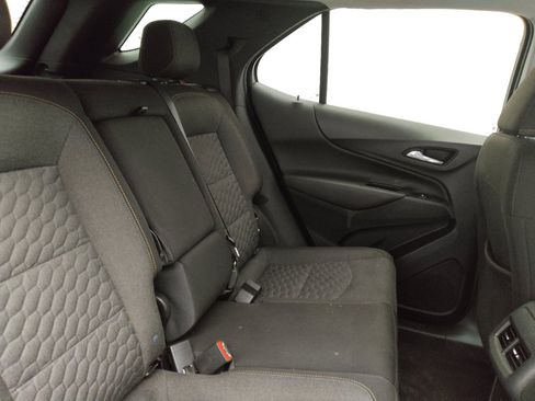Used 2021 Chevrolet Equinox LT FWD image 19